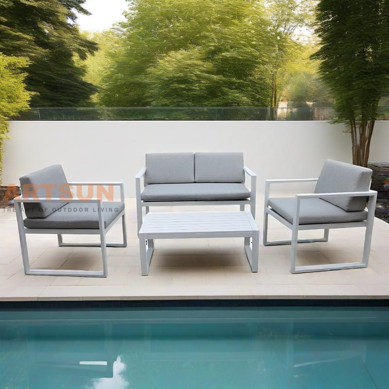 طقم أريكة مقهى خارجي عالي الجودة خفيف الوزن لجميع الأحوال الجوية للشرفة